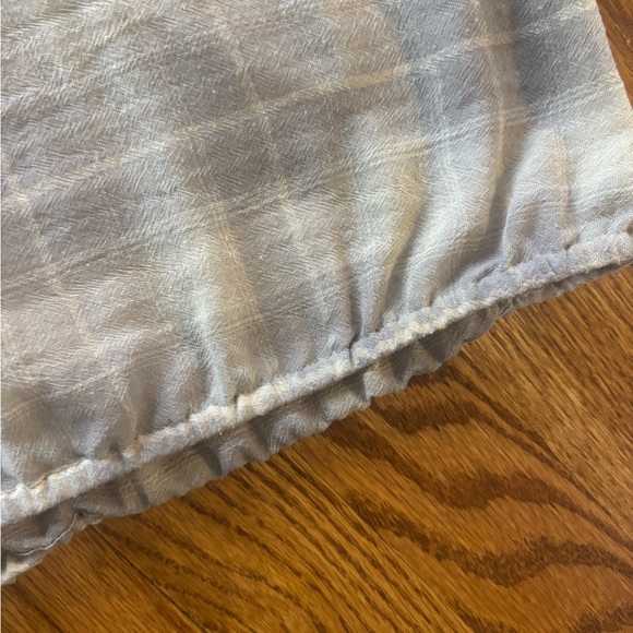 Loft Button Up - Picture 4 of 4